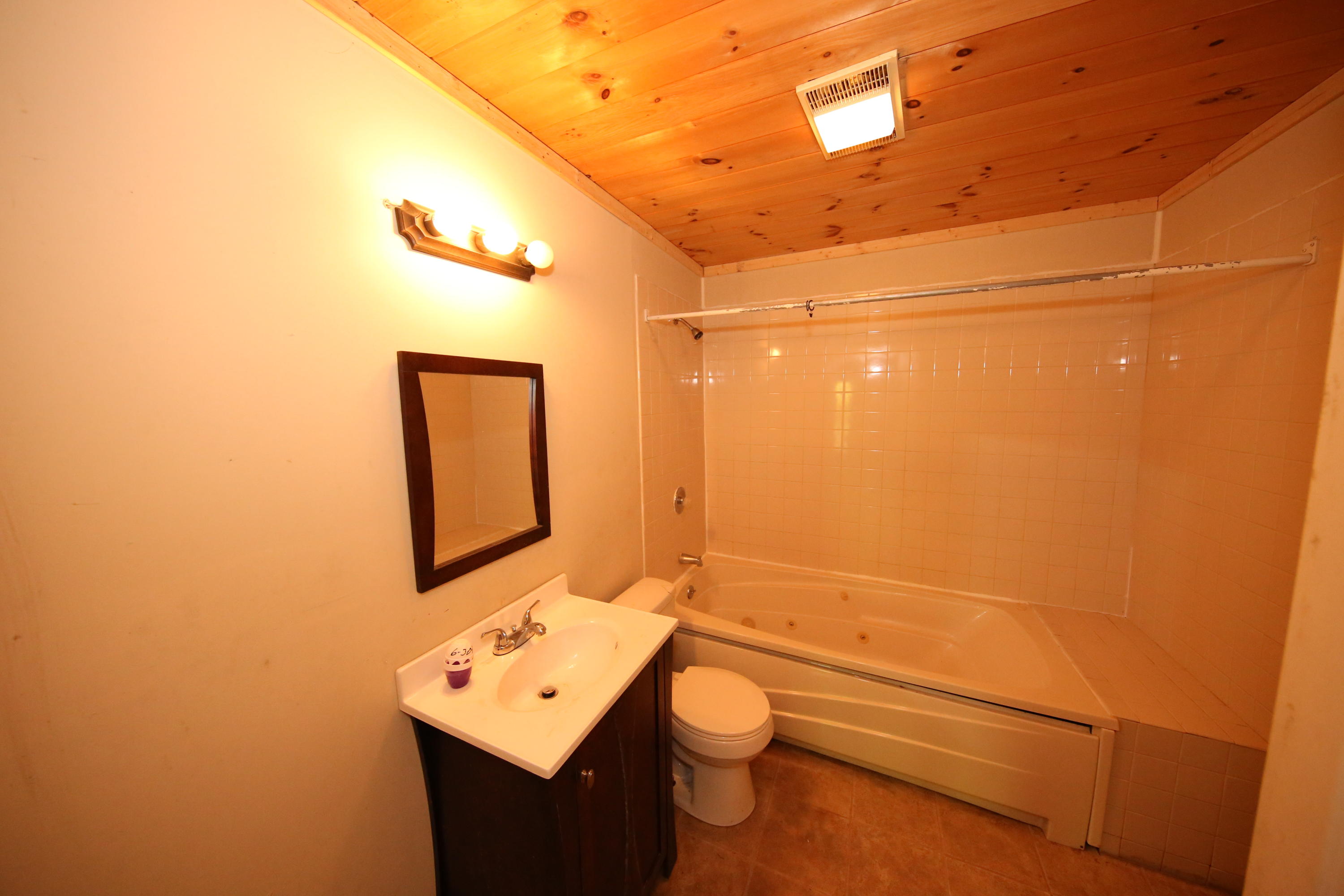 3272 Lost Branch Road, Unit 13 Sevierville, TN 37862 - Photo 24 of 27 IMG_5843