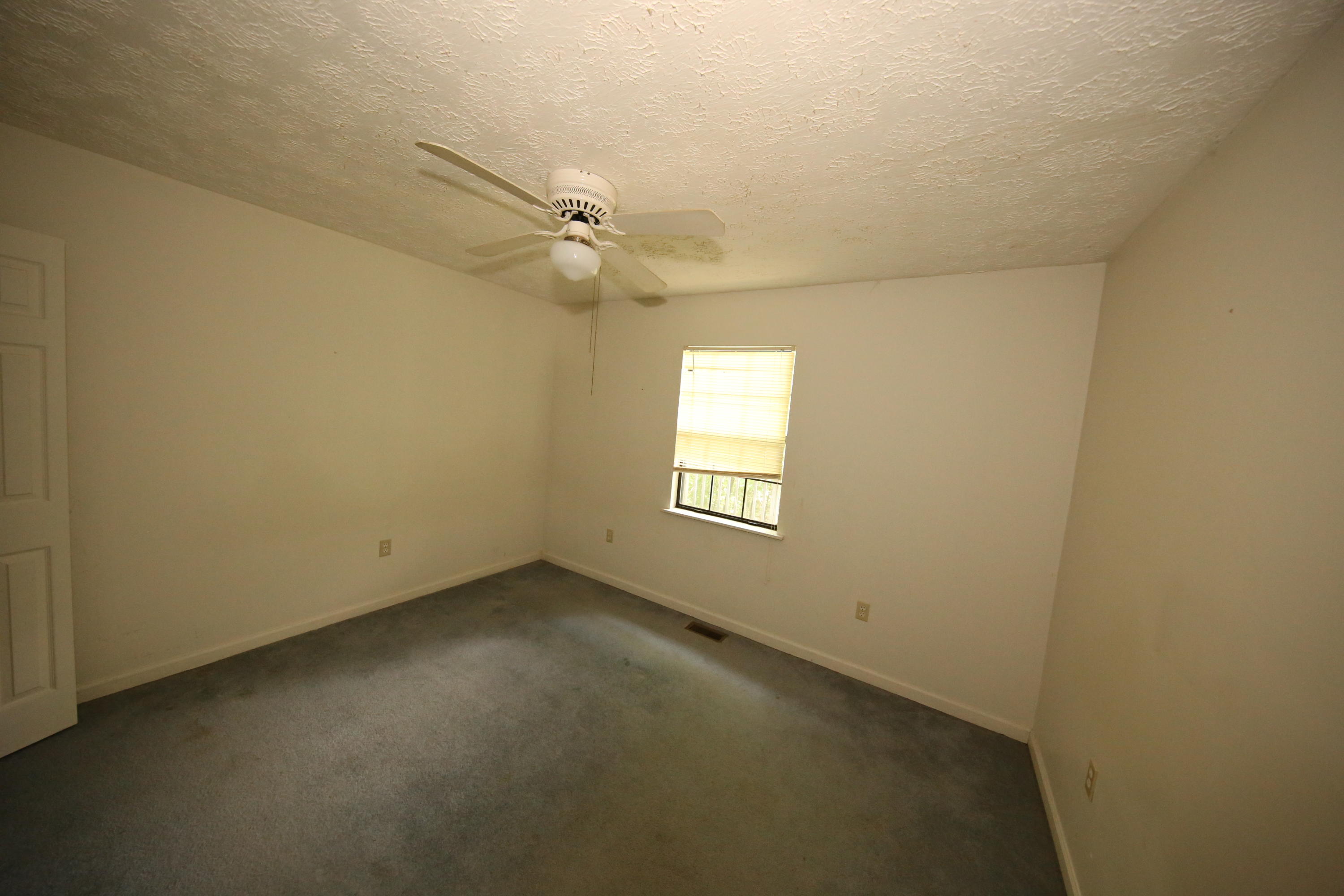 3272 Lost Branch Road, Unit 13 Sevierville, TN 37862 - Photo 9 of 27 IMG_5818