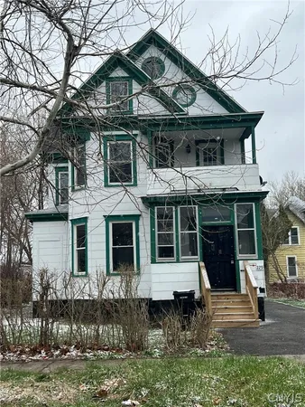 $1,300 | 229 Kellogg Street, Syracuse, NY 13204