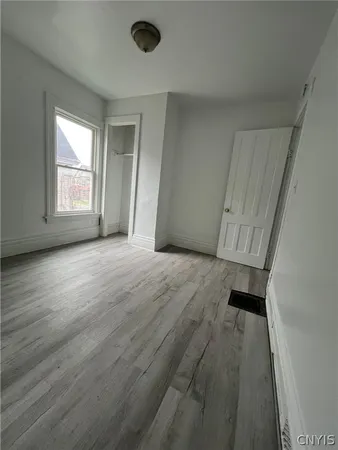 $1,300 | 229 Kellogg Street, Syracuse, NY 13204