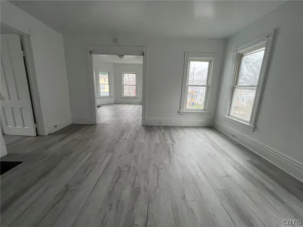 $1,300 | 229 Kellogg Street, Syracuse, NY 13204