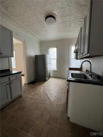 $1,300 | 229 Kellogg Street, Syracuse, NY 13204