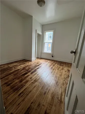 $1,300 | 229 Kellogg Street, Syracuse, NY 13204