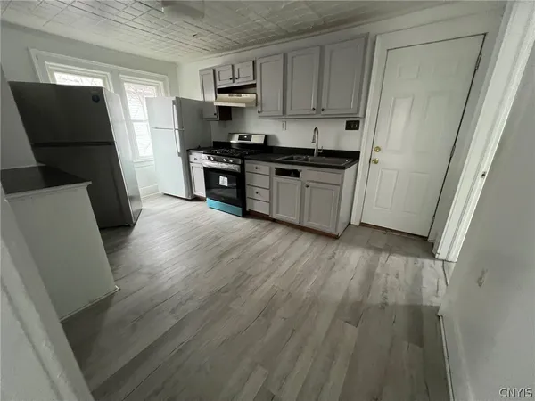 $1,300 | 229 Kellogg Street, Syracuse, NY 13204