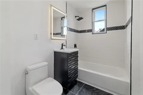 $325,999 | 800 Orchard Avenue, Pittsburgh, PA 15202