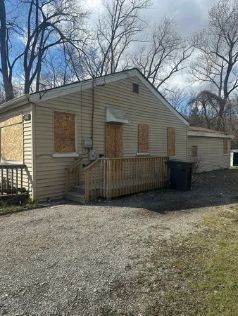 $67,000 | 3702 Lincoln Lane East, Robbins, IL 60472