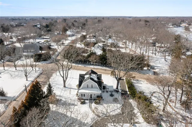 $1,200,000 | 3475 Oaklawn Avenue, Southold, NY 11971