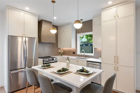 $1,605,000 | 1404 Justin Lane, Austin, TX 78757