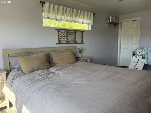 $520,000 | 6074 Pebble Court, Springfield, OR 97478