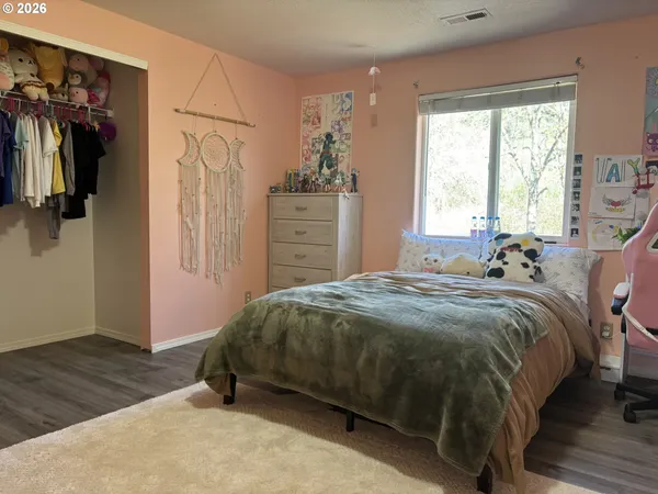 $520,000 | 6074 Pebble Court, Springfield, OR 97478