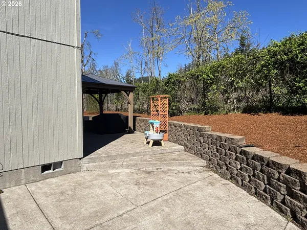 $520,000 | 6074 Pebble Court, Springfield, OR 97478