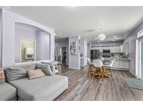 $520,000 | 6074 Pebble Court, Springfield, OR 97478