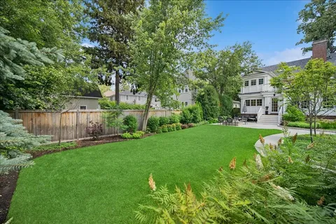 $2,899,000 | 792 Walden Road, Winnetka, IL 60093
