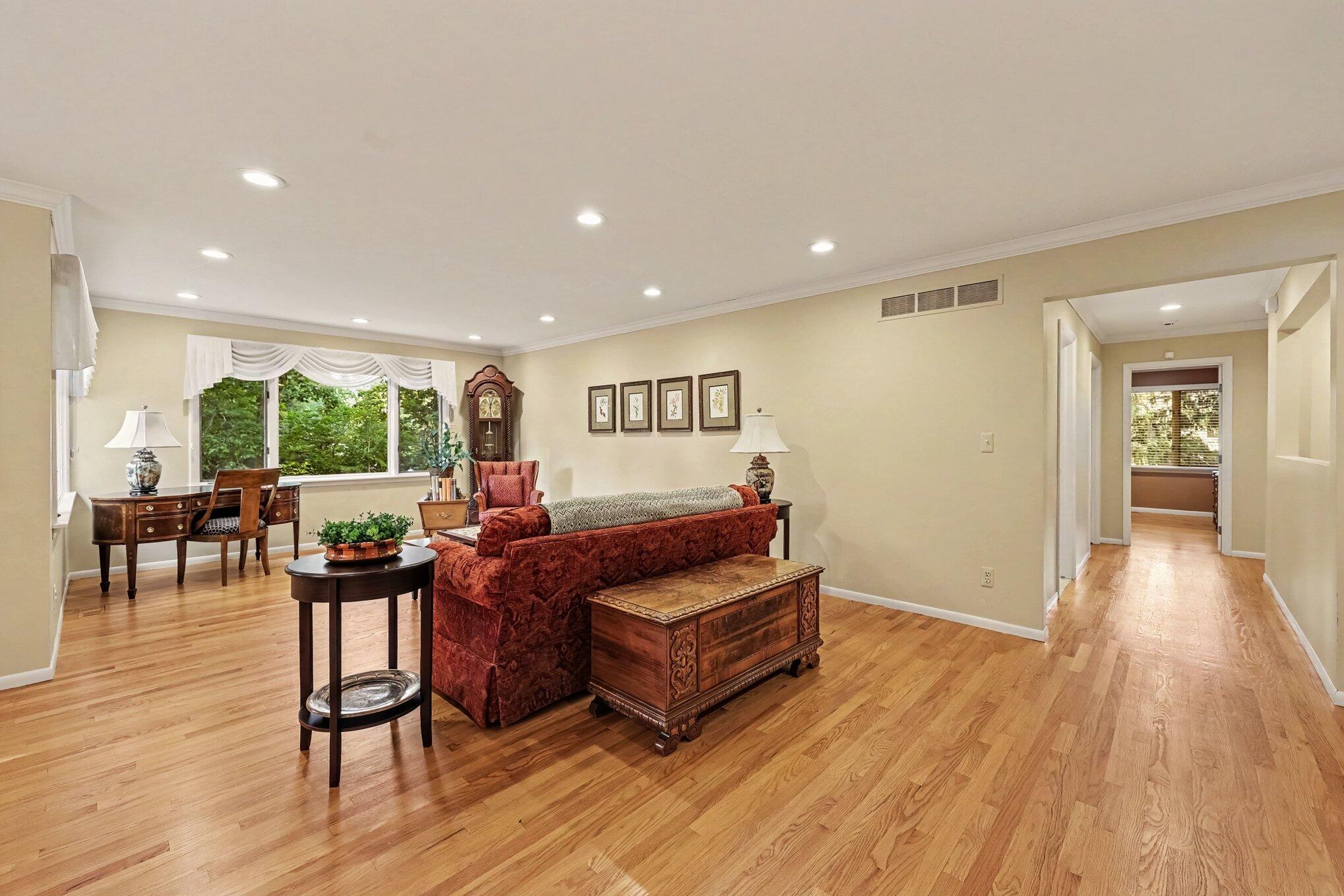 2514 Hawthorne Road Ann Arbor, MI 48104 - Photo 15 of 86 027_file_1531
