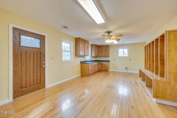 $612,000 | 1031 Hickory View Drive, Morristown, TN 37814