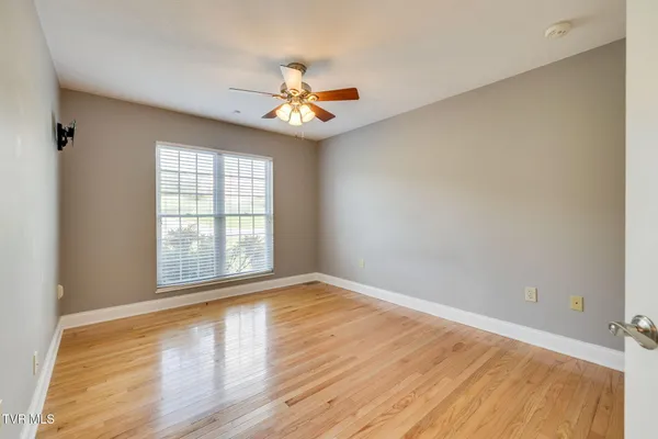 $612,000 | 1031 Hickory View Drive, Morristown, TN 37814