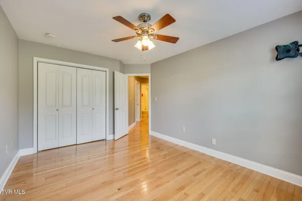 $612,000 | 1031 Hickory View Drive, Morristown, TN 37814