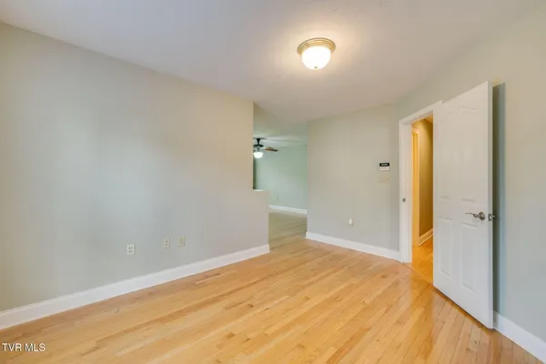 $612,000 | 1031 Hickory View Drive, Morristown, TN 37814