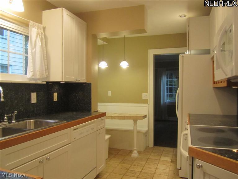 829 Bryce Road Kent, OH 44240 - Photo 14 of 24 Ceramic flooring, can lighting and fully applianced.
