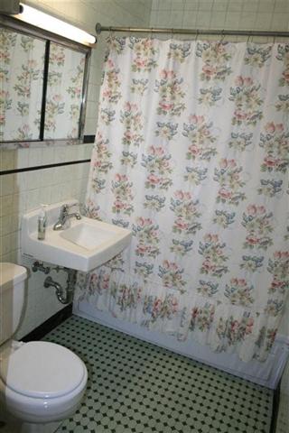 749 Raymond Road Owosso, MI 48867 - Photo 11 of 15 31105202-10.JPG