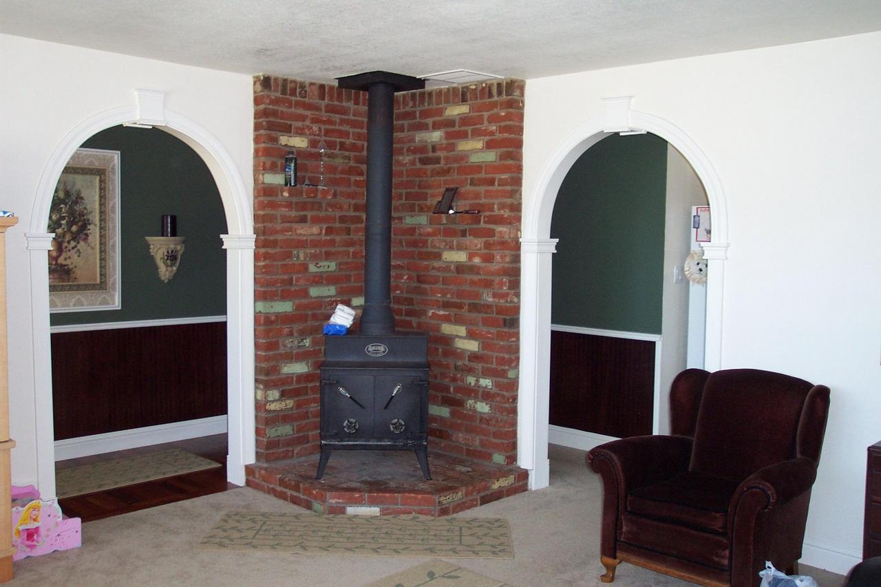 16760 Prentice Road Cottonwood, CA 96022 - Photo 2 of 6 woodstove