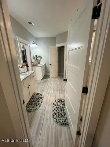 $395,000 | 2154 Laughter Road, Nesbit, MS 38651