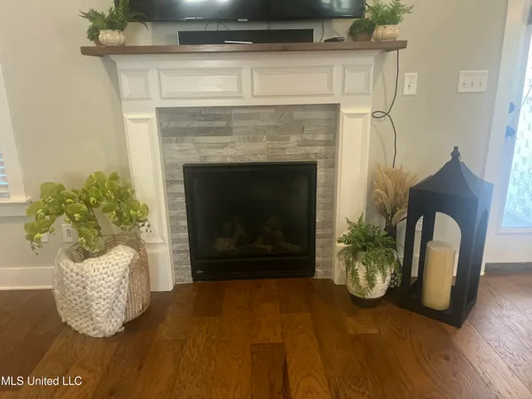 $395,000 | 2154 Laughter Road, Nesbit, MS 38651