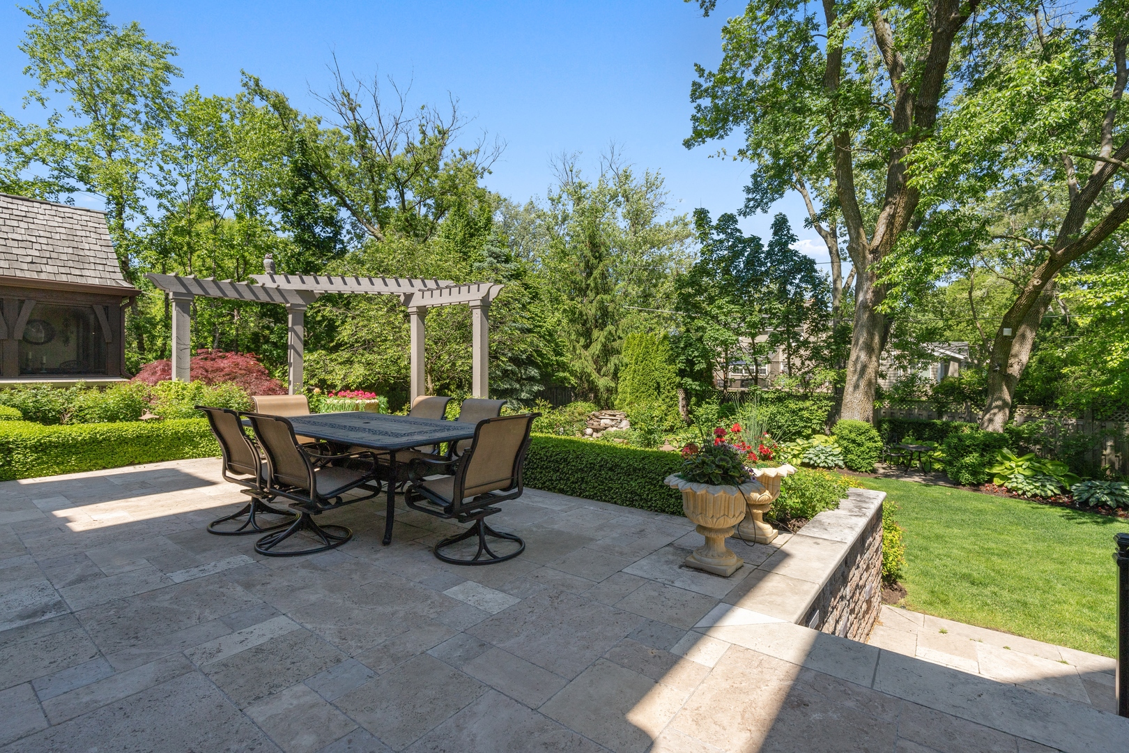 2770 Grace Road Northbrook, IL 60062 - Photo 44 of 51 a view of a backyard with furniture and garden