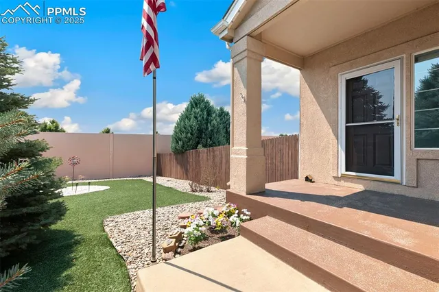 a view of a garden area