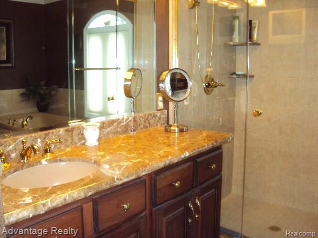 22650 Armada Center Road Armada, MI 48005 - Photo 24 of 68 DSC02099.jpg