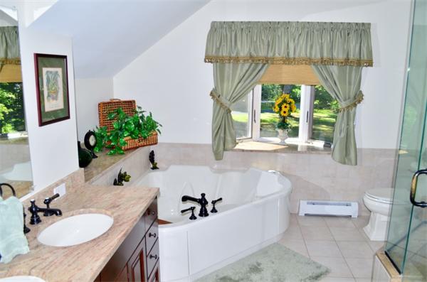 222 Old Connecticut Path Wayland, MA 01778 - Photo 17 of 30