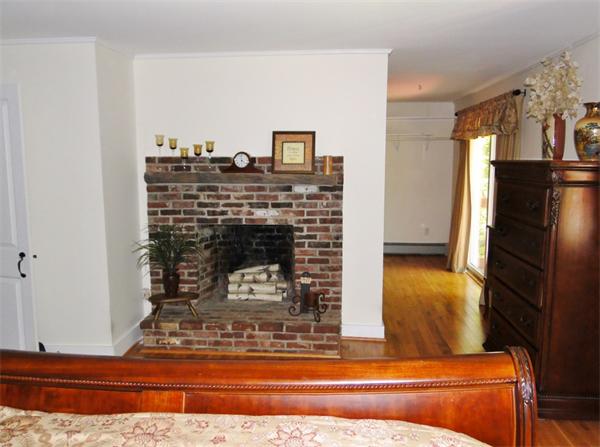 222 Old Connecticut Path Wayland, MA 01778 - Photo 21 of 30