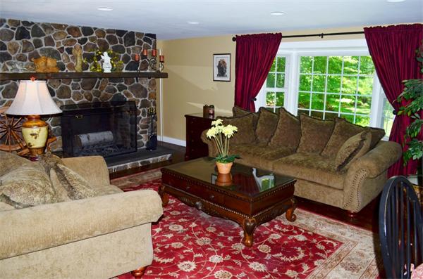 222 Old Connecticut Path Wayland, MA 01778 - Photo 7 of 30