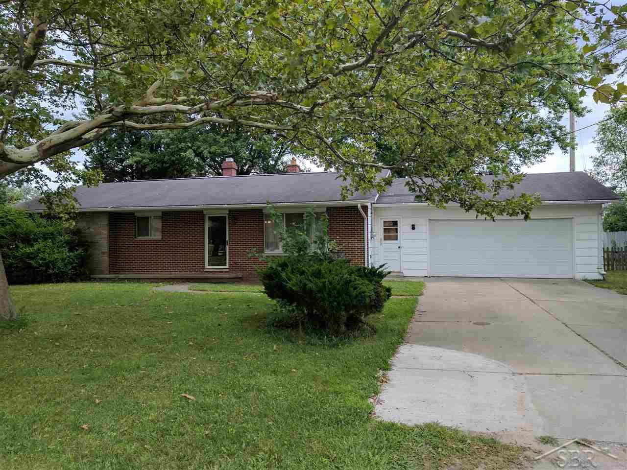 2190 Anderson Road Saginaw, MI 48603 - Photo 1 of 11 31328641.JPG