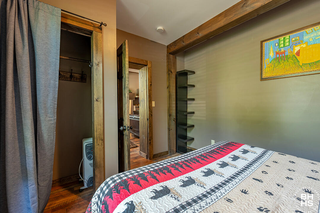 6143 Sentinel Road, Unit # 1 Lake Placid, NY 12946 - Photo 10 of 19 Downhill1Condo_Summer_Bedroom2_Closet