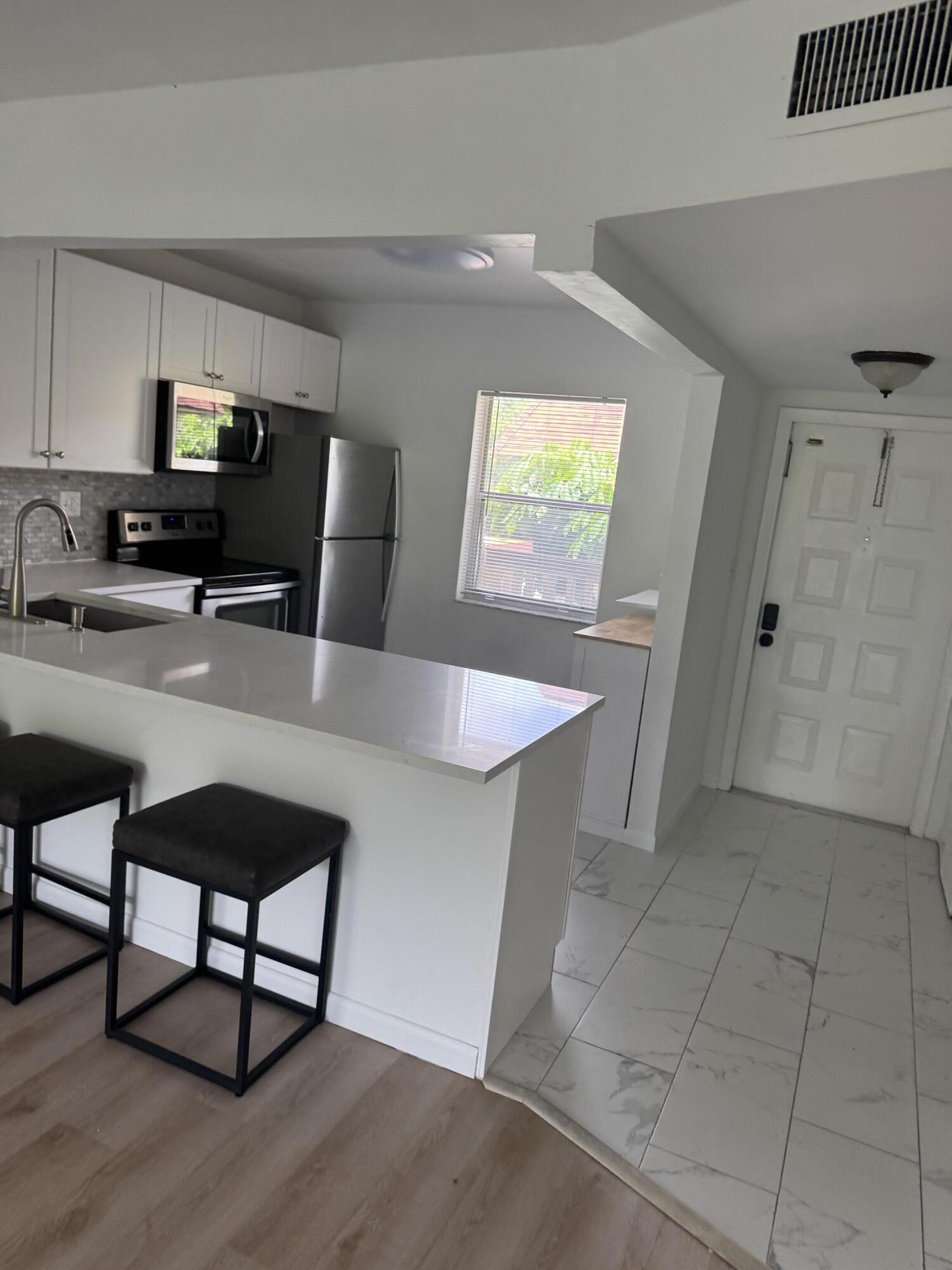 9280 Southwest 3rd Street, Unit 809 Boca Raton, FL 33428 - Photo 20 of 21 IMG_4102