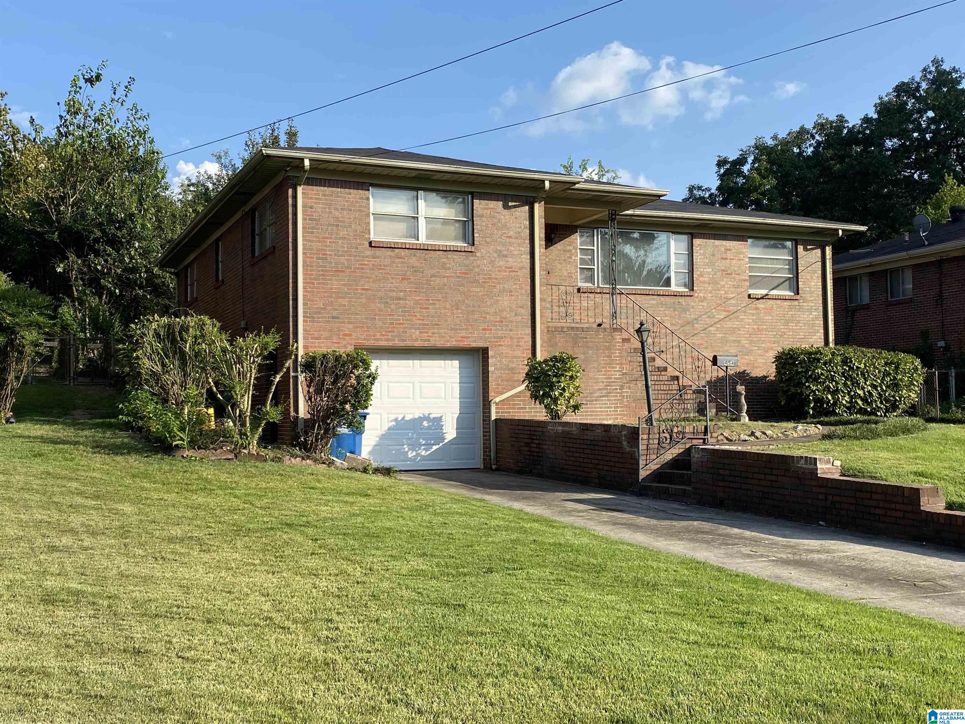 454 Ridgewood Avenue Fairfield, AL 35064 - Photo 1 of 20