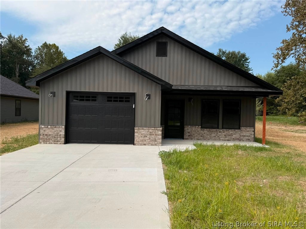 1160 South Riley Drive Scottsburg, IN 47170 - Photo 1 of 18 Gallery Image 1
