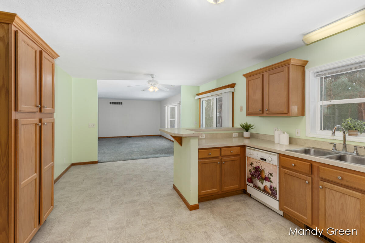 4070 Sidney Road Sheridan, MI 48884 - Photo 11 of 24 IMG_1006
