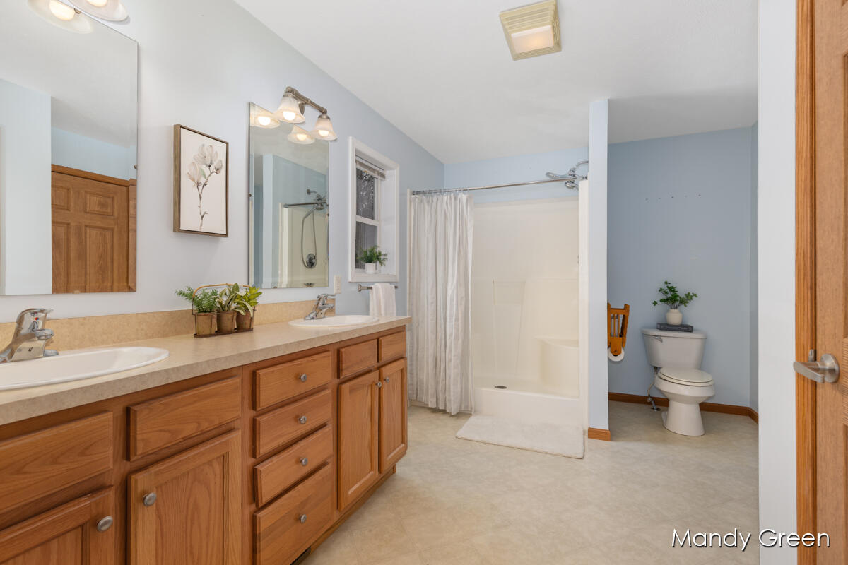 4070 Sidney Road Sheridan, MI 48884 - Photo 13 of 24 IMG_1008