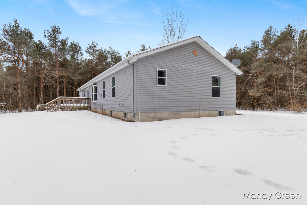 4070 Sidney Road Sheridan, MI 48884 - Photo 19 of 24 IMG_1018