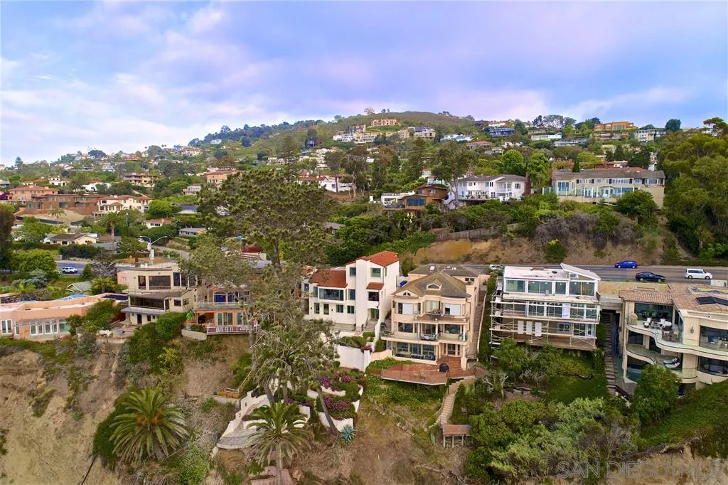 1640 Torrey Pines Road La Jolla, CA 92037 - Photo 24 of 25 Gallery Image 24