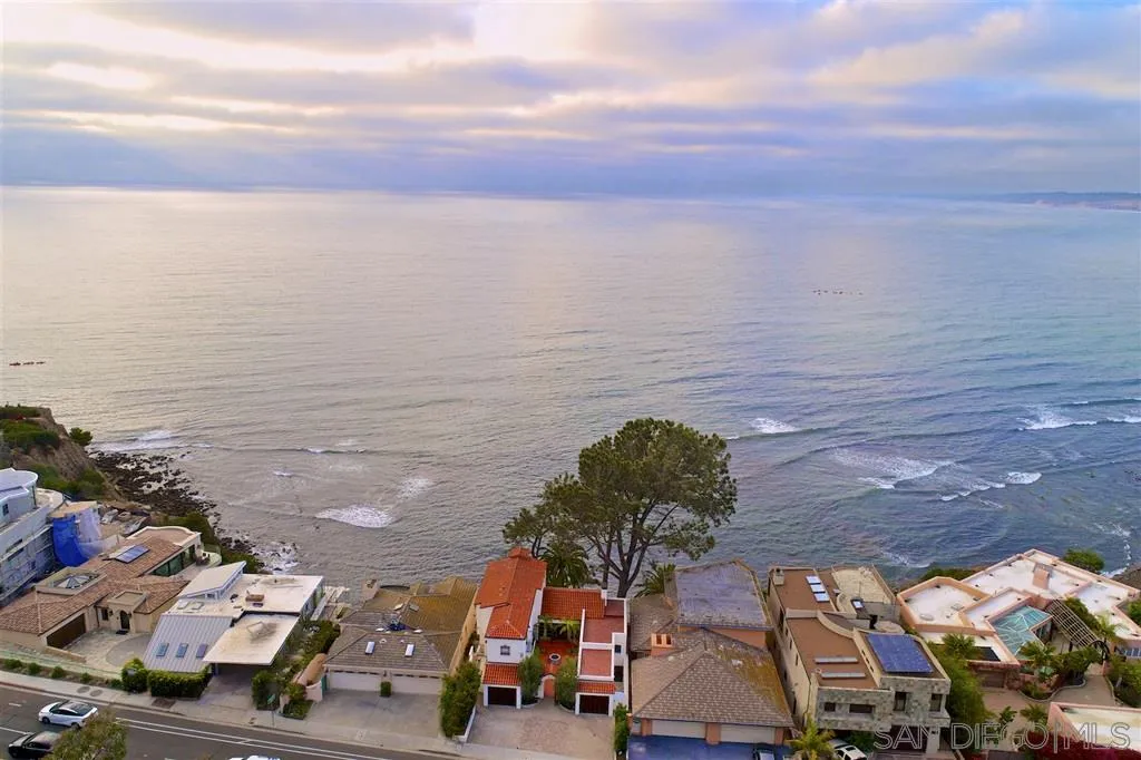 1640 Torrey Pines Road La Jolla, CA 92037 - Photo 3 of 25 Gallery Image 3