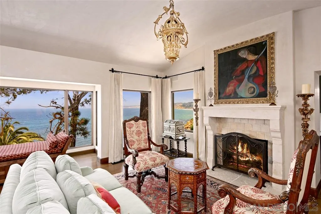 1640 Torrey Pines Road La Jolla, CA 92037 - Photo 10 of 25 Gallery Image 10