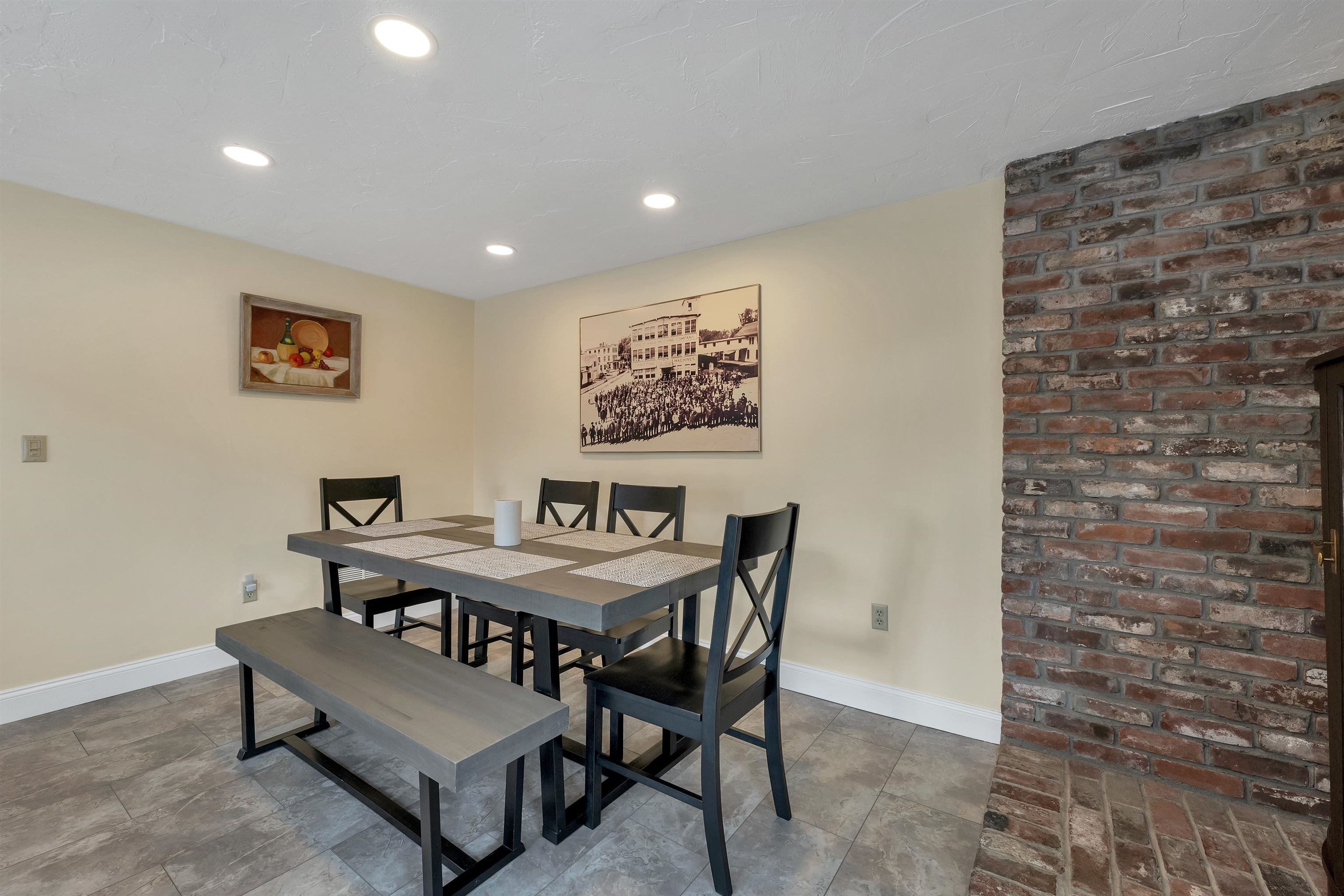 1783 Parade Road Laconia, NH 03246 - Photo 11 of 43