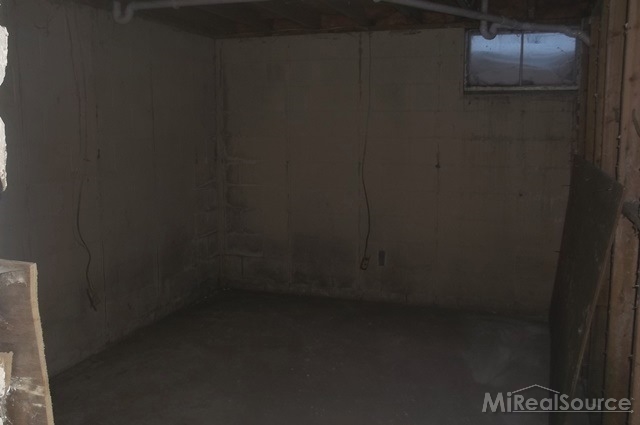 4971 Wixson Road Lexington, MI 48450 - Photo 19 of 21 Basement