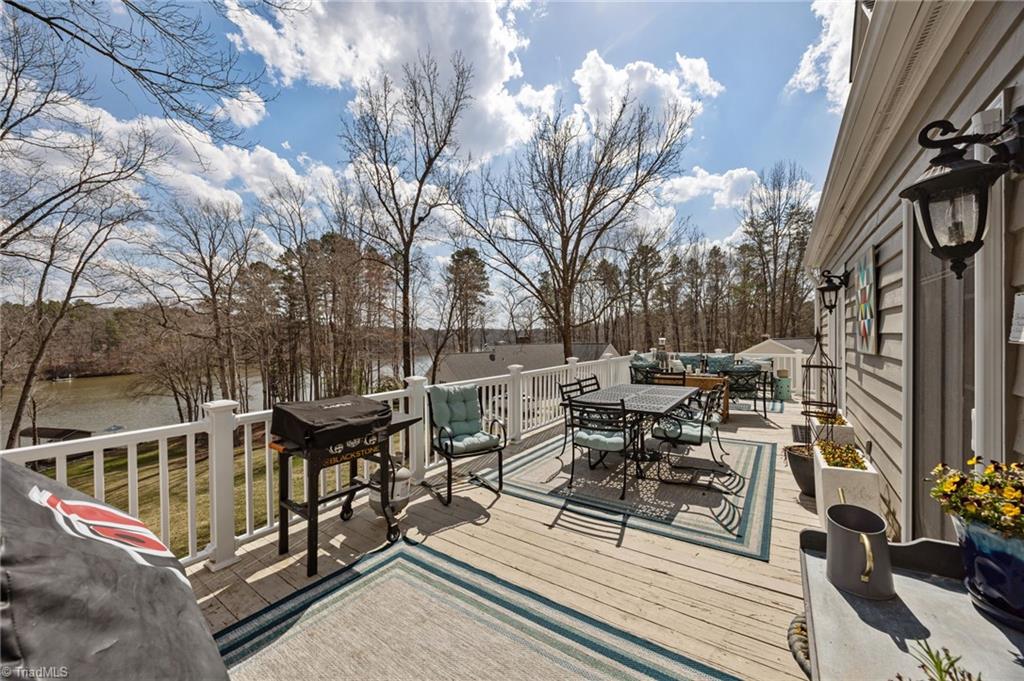 181 Stonegate Drive Roxboro, NC 27574 - Photo 6 of 37