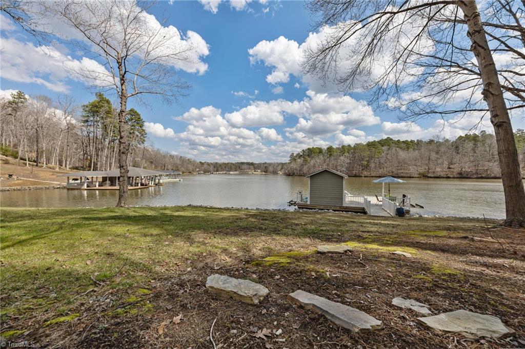 181 Stonegate Drive Roxboro, NC 27574 - Photo 10 of 37