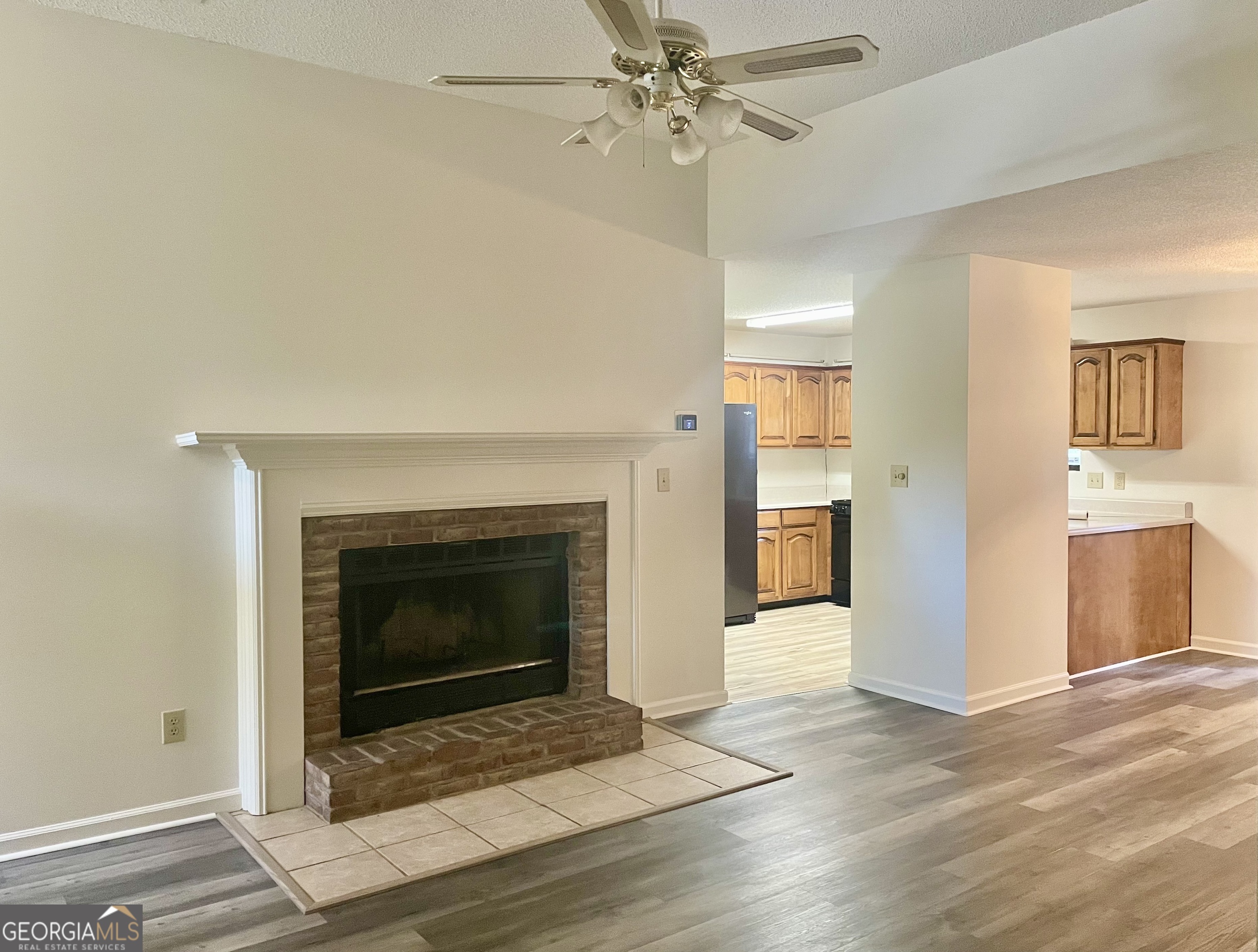 102 Ridgestone Court Warner Robins, GA 31088 - Photo 2 of 14 Gallery Image 2