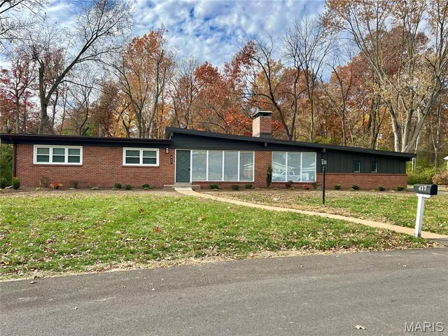 $4,195 | 417 Wenneker Drive, Ladue, MO 63124